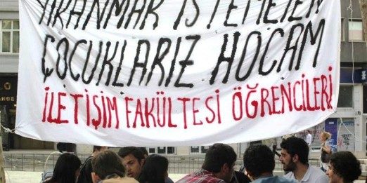 İletişim öğrencileri bir araya geliyor.